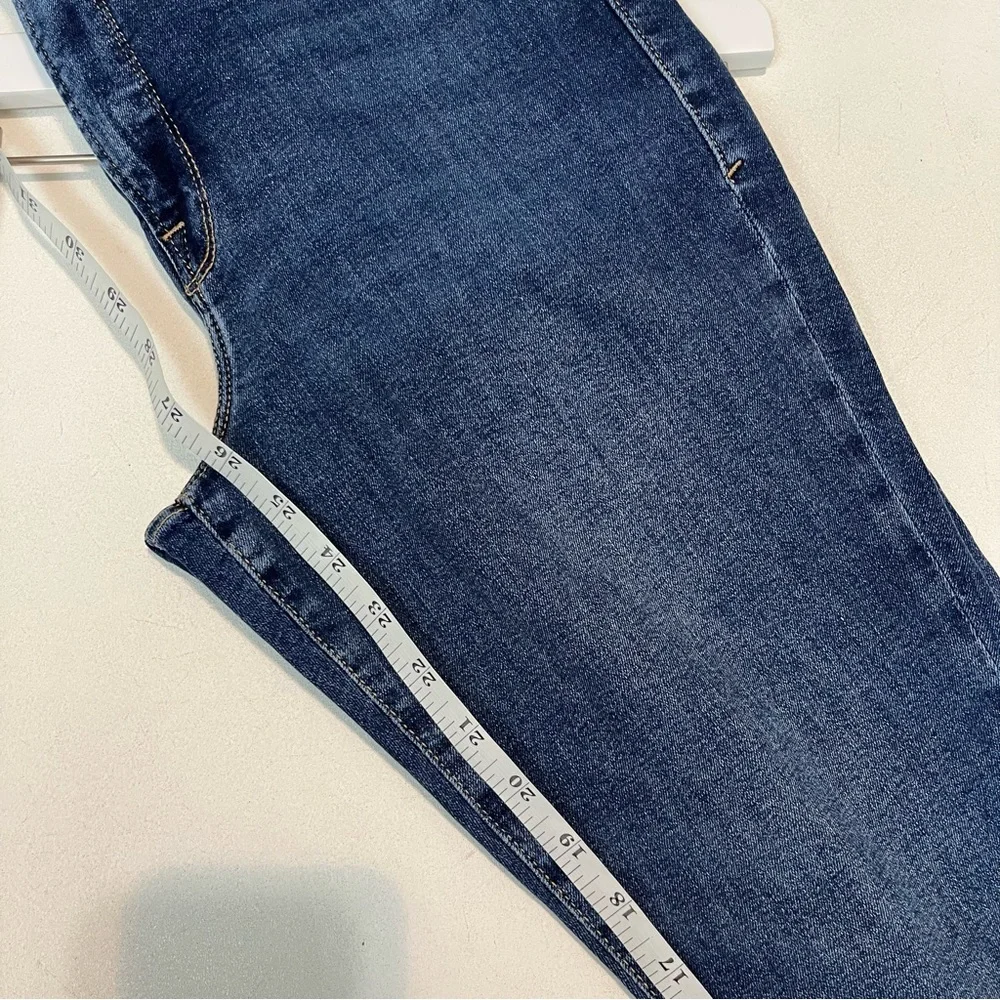 NWT Good American Good Legs Cropped - Picture 10 of 11